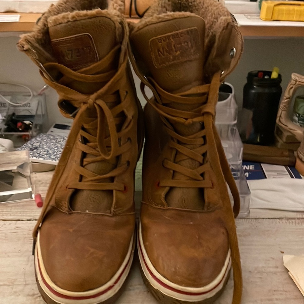 Men’s Pajar winter boots. Size 12 (U.S.) (45 EU).